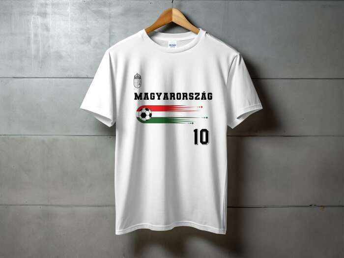 Magyarország focilabdával 2 fehér - 6